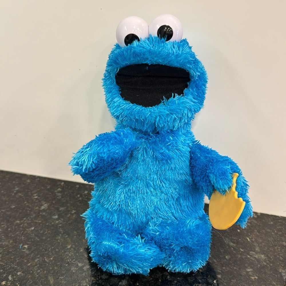Sesame Street Cookie Monster 14" Plush w/Sound (Hasbro, Sesame Workshop …